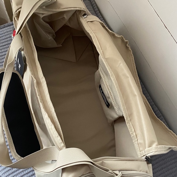 Under Armour Beige Duffel Bag - Picture 3 of 8